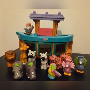 Little People 2002 Noah's Ark Playset With 11 Animals